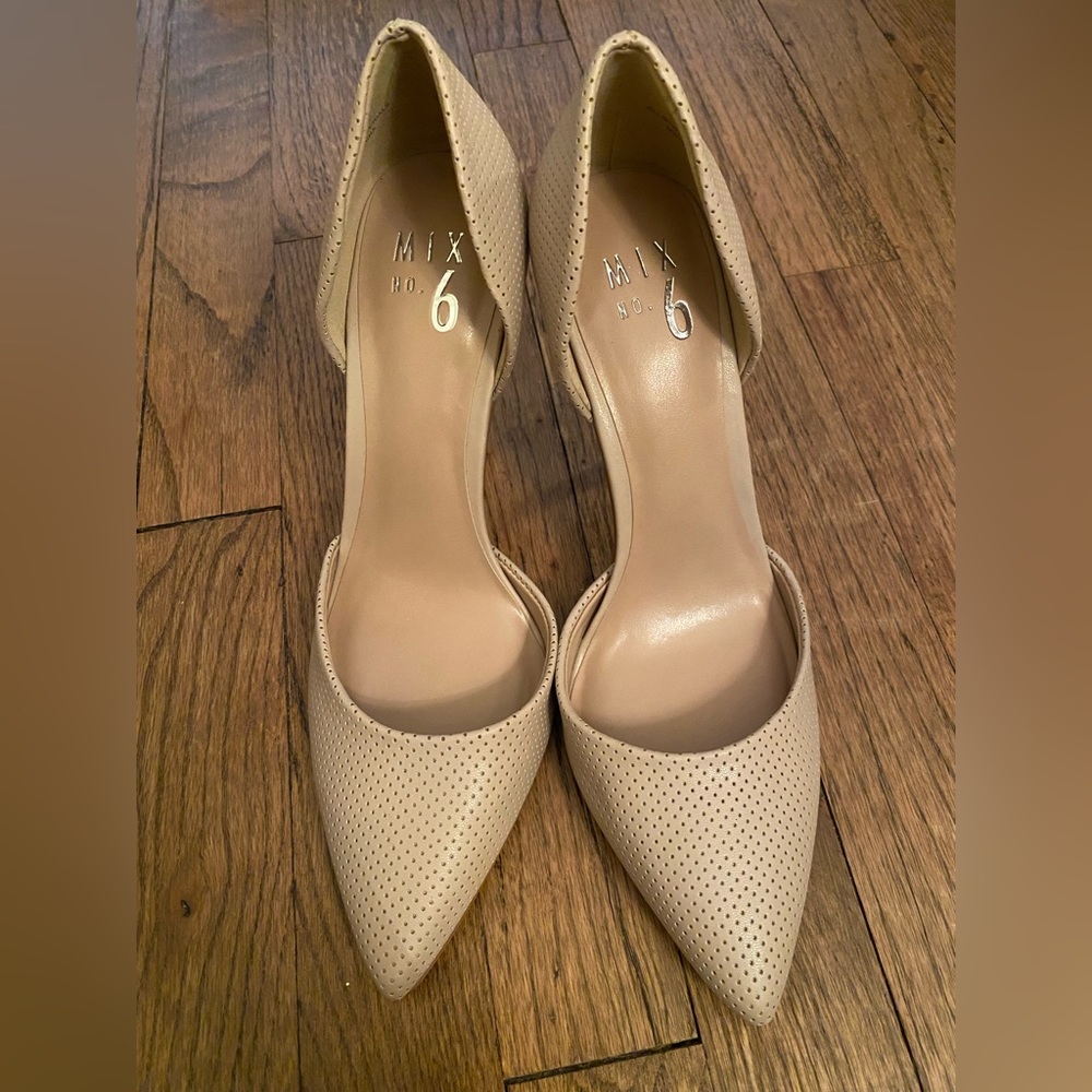 Mix No. 6 Dawnira Pump
